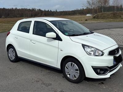 Gebraucht Mitsubishi Space Star 71 PS (52 kW) 2019 Weiß Kleinwagen