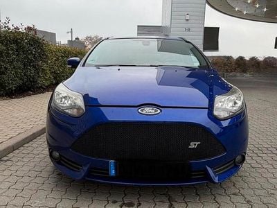 Usata Ford Focus 250 CV (183 kW) 2012 Blu Station wagon