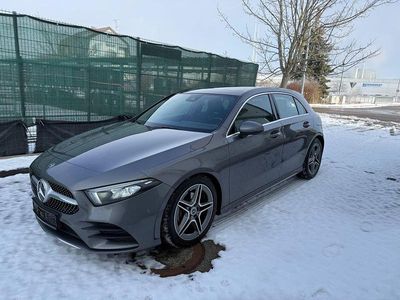 Gebraucht Mercedes A180 AMG 136 PS (100 kW) 2019 Grau Limousine