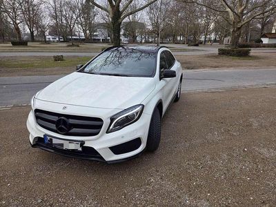 Gebraucht Mercedes GLA220 AMG line 170 PS (125 kW) 2015 SUV