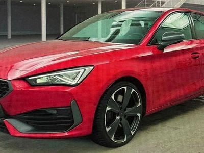 Desire red metallic Gebraucht 2024 Cupra Leon VZ Limousine | 28.890 € (Superpreis)