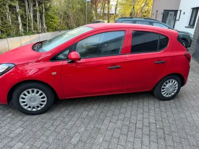 Używany Opel Corsa Selection 69 KM (50 kW) 2017 Czerwony Hatchback
