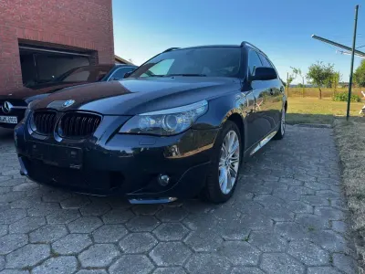 Gebraucht BMW 530 Sport Line 235 PS (172 kW) 2010 Schwarz Kombi