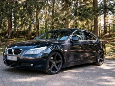 Gebraucht BMW 520 177 PS (130 kW) 2003 Blau Limousine