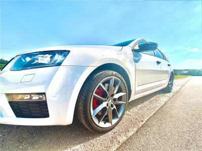 Gebraucht Skoda Octavia RS 184 PS (135 kW) 2015 Weiß Kombi
