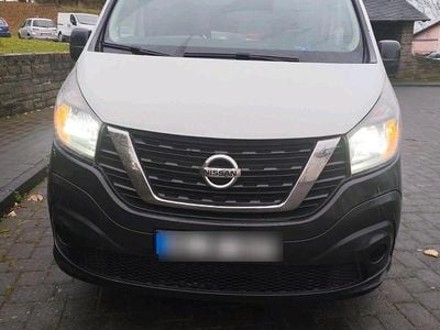 Weiß Gebraucht 2018 Nissan NV300 Van | 9.500 €
