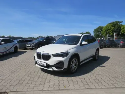 Gebraucht BMW X1 Sport Line 220 PS (161 kW) 2021 Weiss SUV