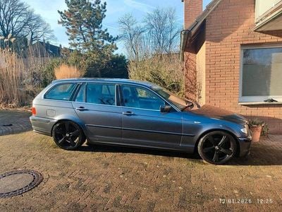 Usado BMW 325 192 CV (141 kW) 2002 Gris Familiar