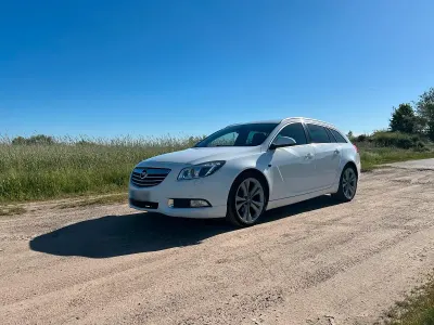Gebraucht Opel Insignia OPC 160 PS (117 kW) 2009 Weiß Kombi