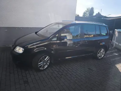 Gebraucht VW Touran Highline 140 PS (102 kW) 2005 Schwarz Van / Kleinbus