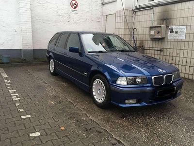Gebraucht BMW 320 Sport Line 150 PS (110 kW) 1998 Kombi
