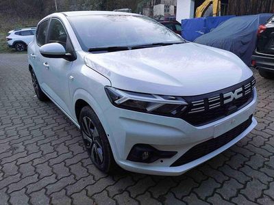 Neu Dacia Sandero Expression 101 PS (74 kW) 2025 Arktisweiss und andere Limousine