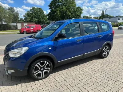 Gebraucht Dacia Lodgy Stepway 116 PS (85 kW) 2022 Blau Van / Kleinbus
