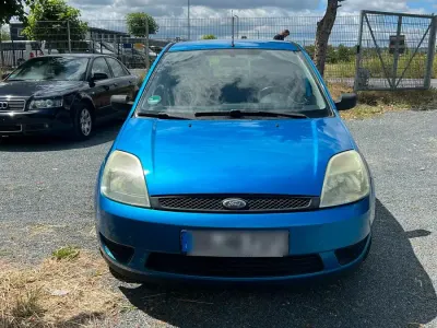 Gebraucht Ford Focus 69 PS (50 kW) 2005 Blau Limousine
