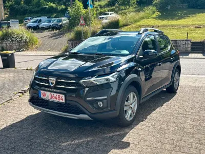 Gebraucht Dacia Sandero Stepway 101 PS (74 kW) 2021 Schwarz Limousine