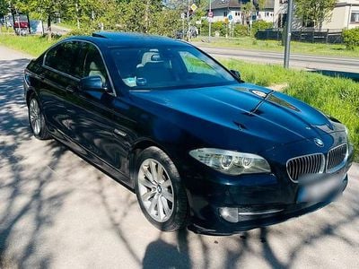 Second-hand BMW 530 258 CP (189 kW) 2012 Negru Berlinǎ