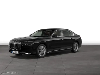 Gebraucht BMW 740 Sport Line 299 PS (219 kW) 2025 Limousine