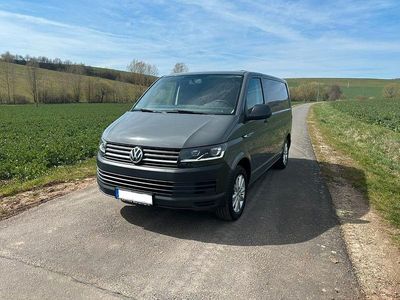 Gebraucht VW Transporter 102 PS (75 kW) 2016 Grau Van