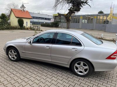 Gebraucht Mercedes C180 Avantgarde 143 PS (105 kW) 2002 Silber Limousine
