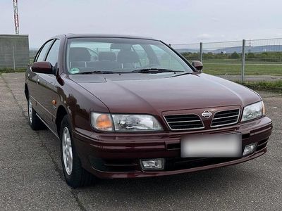 Usata Nissan Maxima 193 CV (141 kW) 1998 Marrone Berlina