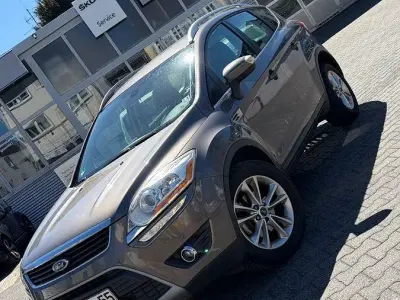 Używany Ford Kuga Titanium 163 KM (119 kW) 2011 Brązowy SUV