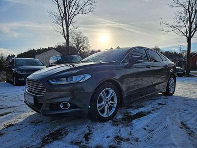 Gebraucht Ford Mondeo Titanium 150 PS (110 kW) 2015 Grau Limousine