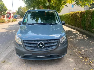 Gebraucht Mercedes Vito 102 PS (75 kW) 2020 Grau Van