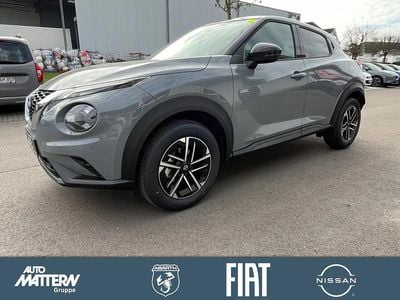 Neu Nissan Juke N-Connecta 114 PS (83 kW) 2026 Grau SUV