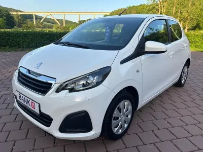 Gebraucht Peugeot 108 Active 69 PS (50 kW) 2018 Weiß Kleinwagen