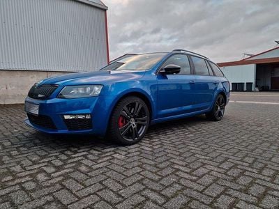 Second-hand Skoda Octavia RS 220 CP (161 kW) 2015 Albastru Hatchback