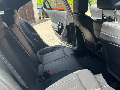Gebraucht Mercedes A180 116 PS (85 kW) 2019 Grau Limousine