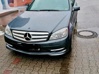 Gebraucht Mercedes C220 170 PS (125 kW) 2010 Grau Kombi