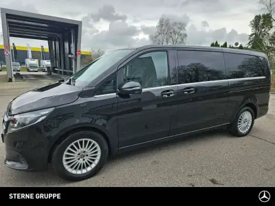Usata Mercedes V300 Avantgarde 237 CV (174 kW) 2025 Nero Monovolume