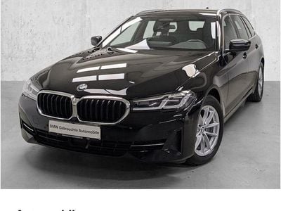 Schwarz Gebraucht 2022 BMW 520 Kombi | 27.440 € (Guter Preis)