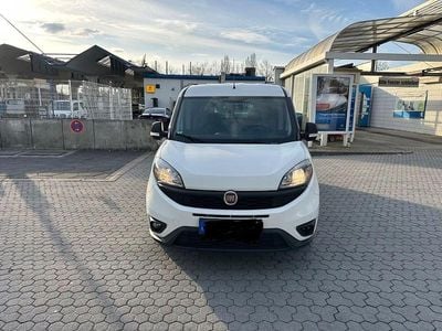 Gebraucht Fiat Doblò Trekking 120 PS (88 kW) 2018 Weiß Van / Kleinbus