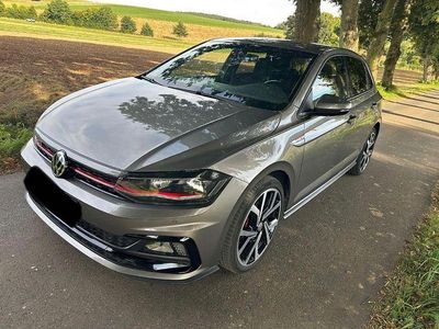 Grau Gebraucht 2019 VW Polo Beats Limousine | 18.999 € (Fairer Preis)