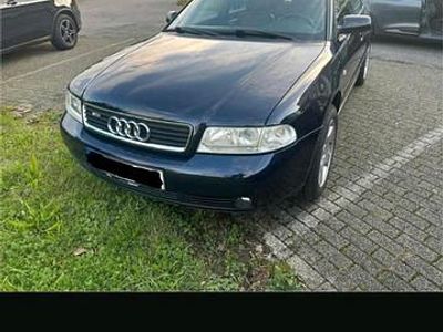 Gebraucht Audi A4 150 PS (110 kW) 2000 Blau Limousine