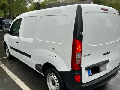 Używany Mercedes Citan 109 95 KM (69 kW) 2019 Biały Sedan/Limuzyna