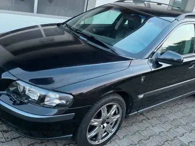 Gebraucht Volvo V70 Momentum 140 PS (102 kW) 2004 Schwarz Kombi