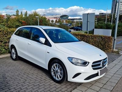 Mercedes B250e