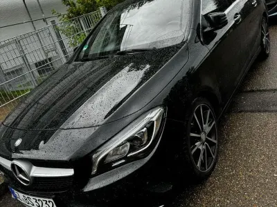 Gebraucht Mercedes CLA220 177 PS (130 kW) 2016 Schwarz Limousine
