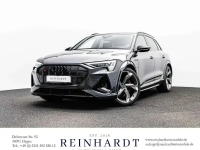 Gebraucht Audi e-tron Ambiente 369 kW (503 PS) 2022 Daytonagrau perleffekt SUV