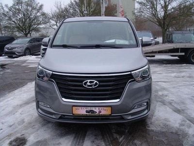 Gebraucht Hyundai H-1 Premium 170 PS (125 kW) 2019 Grau Van / Kleinbus
