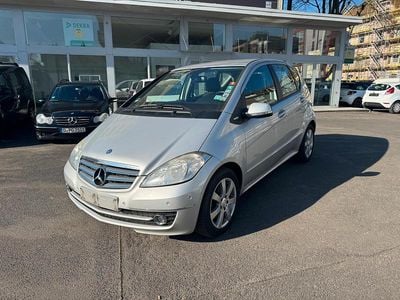 Gebraucht Mercedes A180 109 PS (80 kW) 2009 Silber Kleinwagen