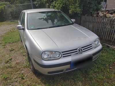 VW Golf IV