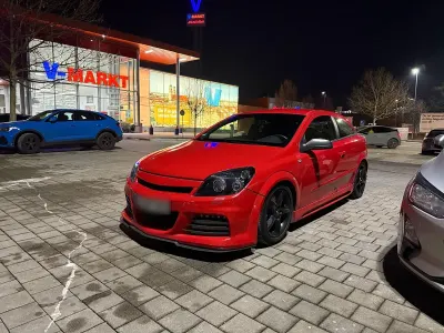 Gebraucht Opel Astra GTC 200 PS (147 kW) 2005 Rot Coupé