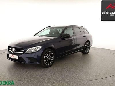 Gebraucht Mercedes C220 Avantgarde 194 PS (142 kW) 2018 Blau Kombi