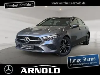 Gebraucht Mercedes A180 Progressive 136 PS (100 kW) 2025 Grau Limousine