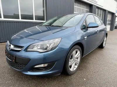 Brugt Opel Astra Active 165 HK (121 kW) 2013 Blå Sedan