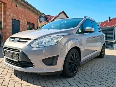 Gebraucht Ford Grand C-Max 116 PS (85 kW) 2012 Silber Van / Kleinbus